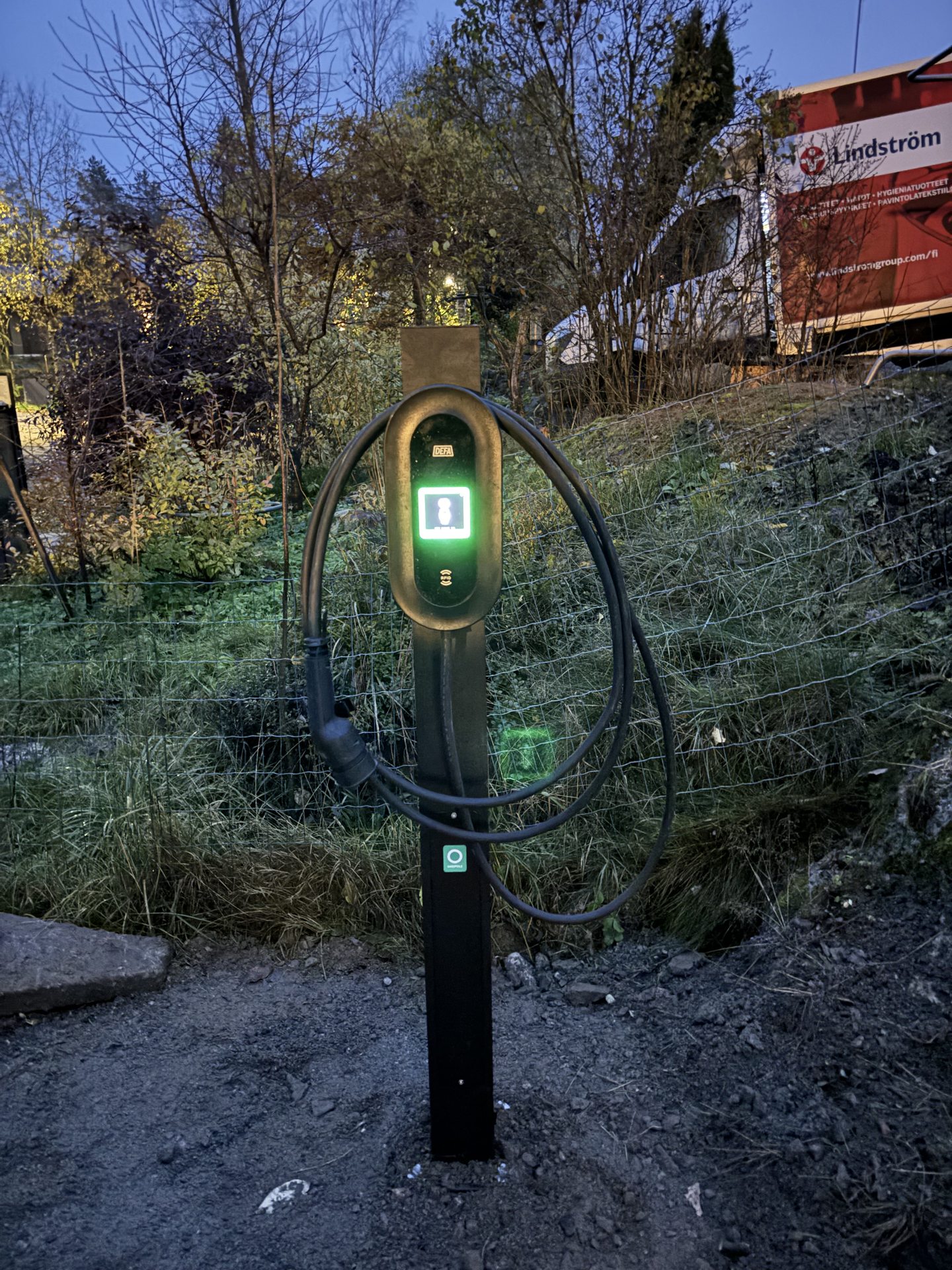 Defa Power latausasema ulkona